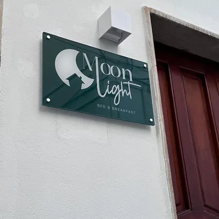 Moonlight Bed & Breakfast *